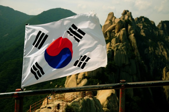 韓国経済は崩壊寸前？韓国政府が抱える8つの問題とは？
