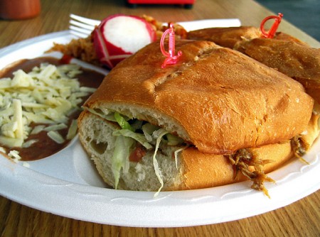 現地で絶対食べたいおすすめメキシコ料理10選！トルタ