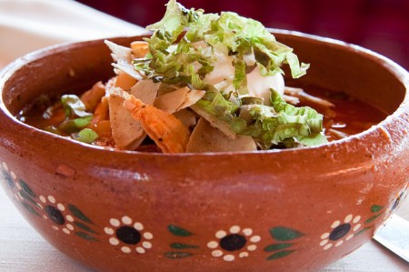 現地で絶対食べたいおすすめメキシコ料理10選！ポソレ