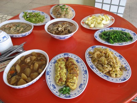 台湾へ行ったら絶対食べたいおすすめ家庭料理10品_麻油香菇雞湯