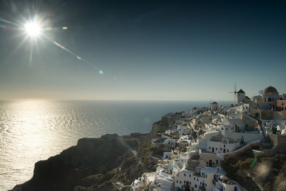 ギリシャのサントリーニ島特集！人々を魅了する8つの理由
