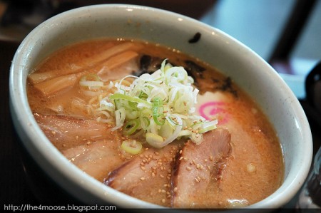 現地で絶対食べたいおすすめカナダ料理10選！_ラーメン