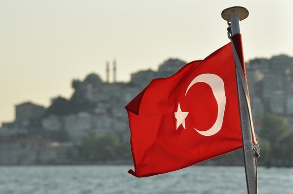 トルコ国旗を徹底分析！国旗が持つ6つの秘密とは？