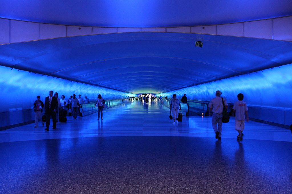 デトロイト空港を徹底調査！旅行前に知るべき7つの特徴！ | Spin The Earth