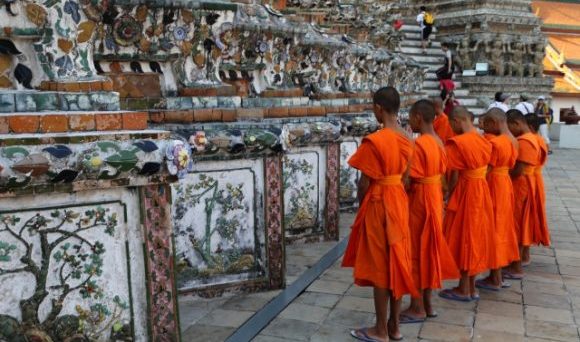 タイの祝日を徹底分析！どんな日があるか全部教えます！