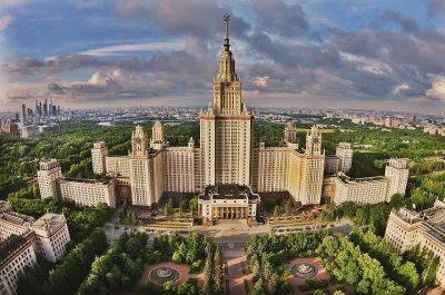 ロシアの人気大学を現地調査！7つのおすすめ役立ち情報！モスクワ国立大学