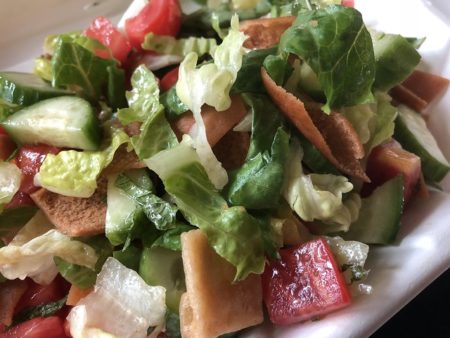 現地で絶対食べたいおすすめカタール料理15選！Fattoush